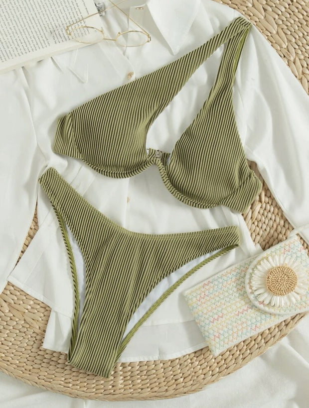 Stylish Womens Toothpick Cloth Split Swimsuit for Summer